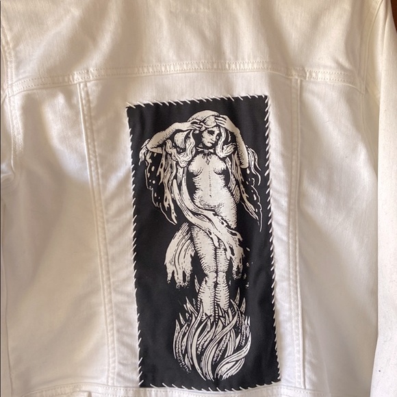 Old Navy size L women’s jean jacket, studded and patched. - Picture 1 of 3